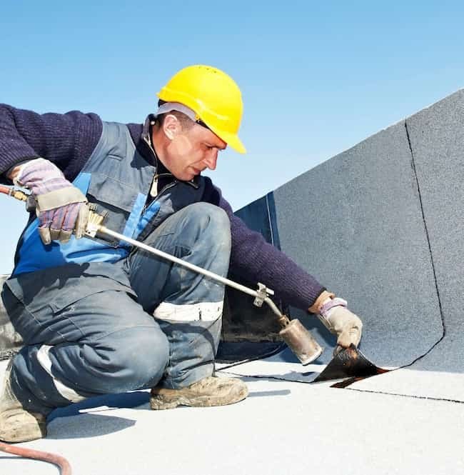 איטום שלילי בחניון תת-קרקעי עם צביעה קריסטלית